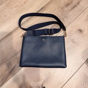 Tory Burch Blake Navy Leather Crossbody Bag Purse Messenger Swingpack